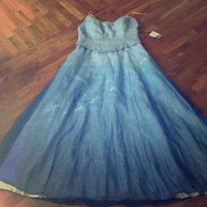 Alyce Paris prom / bridal dress (Las)